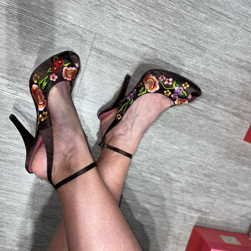 Vintage Betsey Johnson Shoes Size 9 - Picture 3 of 8